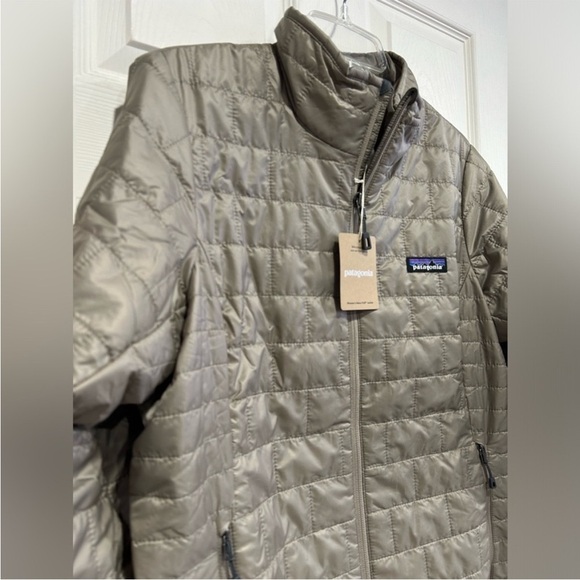 Patagonia Women’s Small Nano Puff Insulated Jacket Seabird Grey Puffy NWT - Picture 2 of 13
